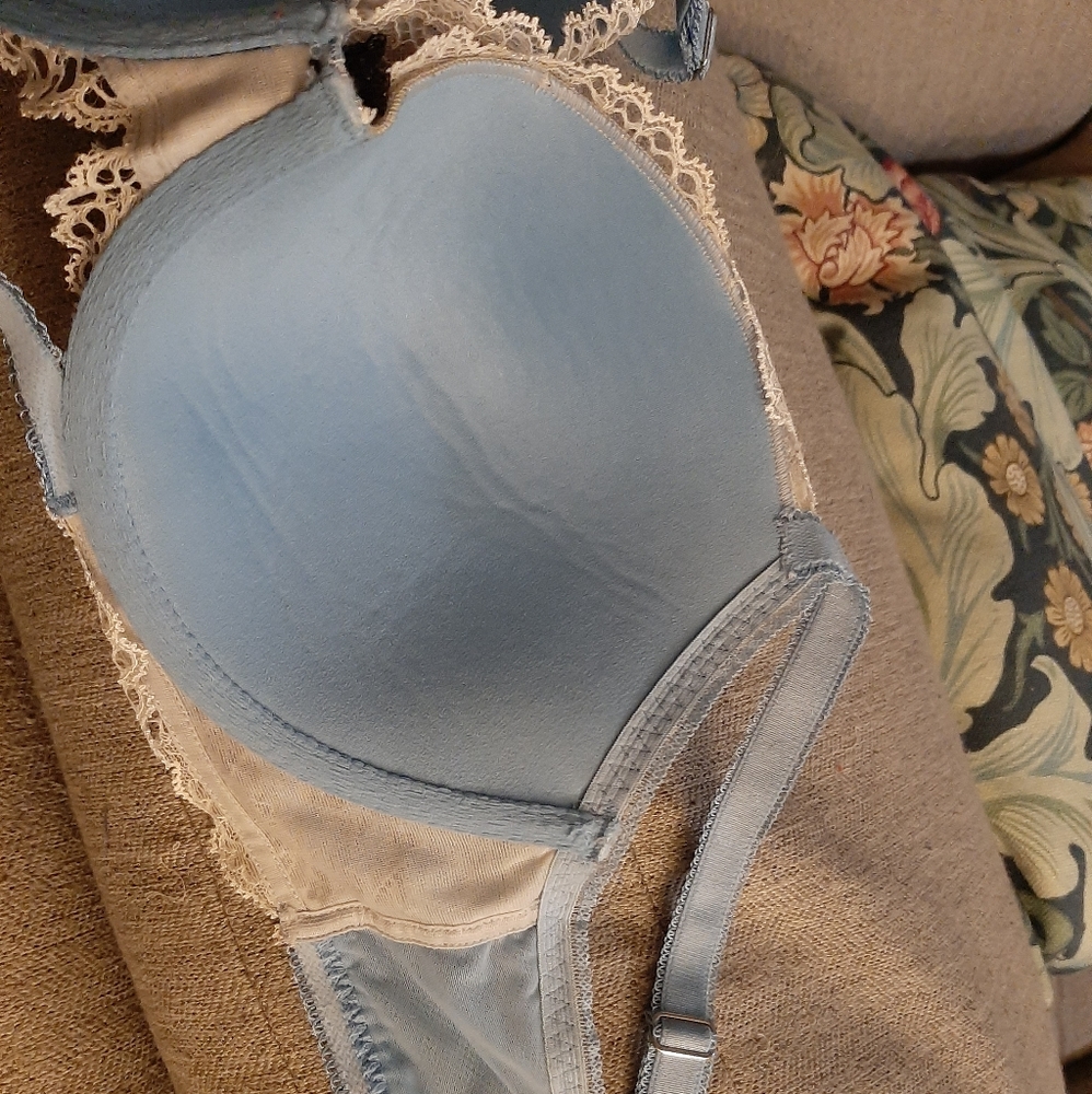 Victoria's secret bra